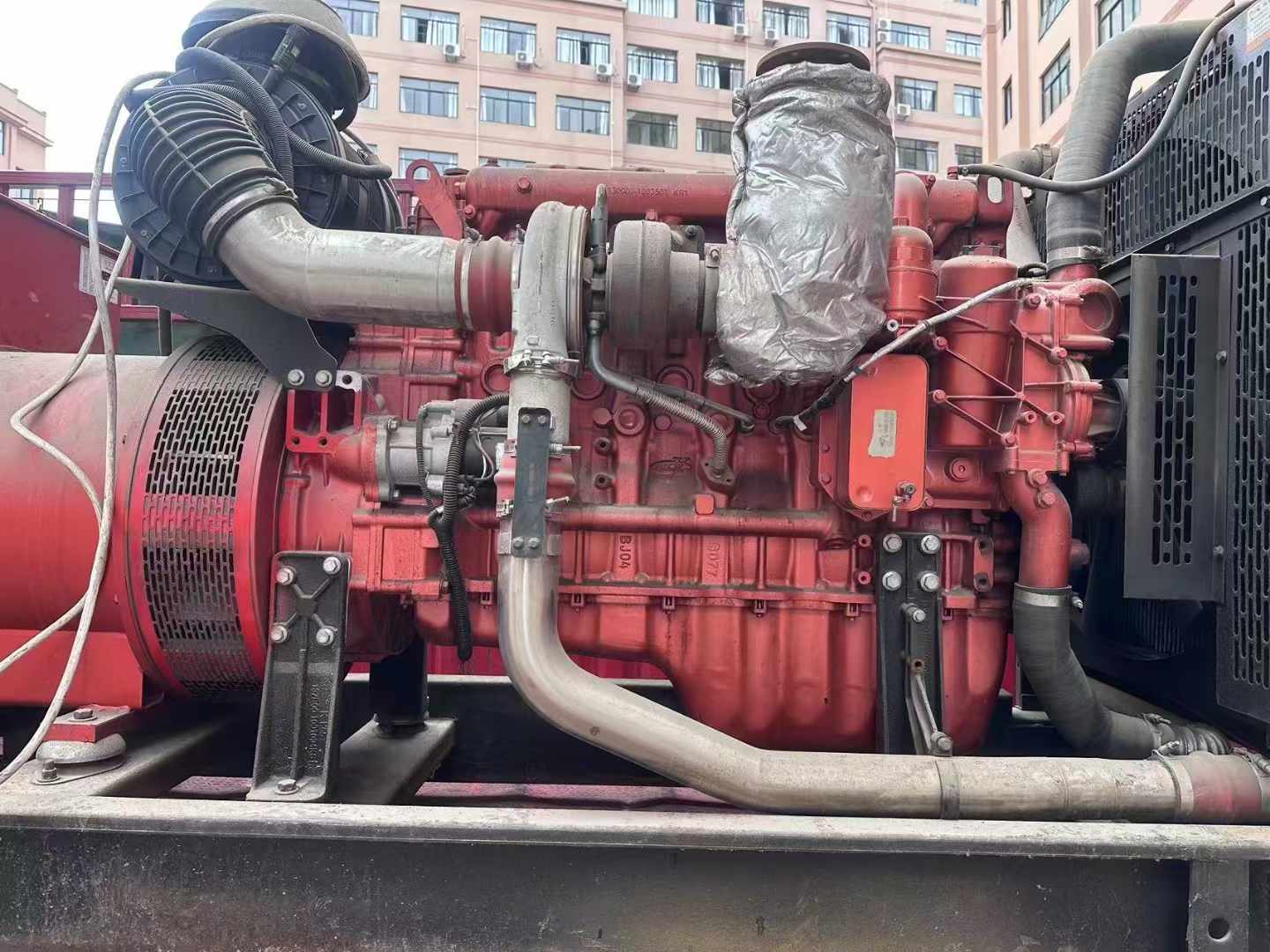 斗门如何选择适合 600kW 柴油发电机组的过载保护器？